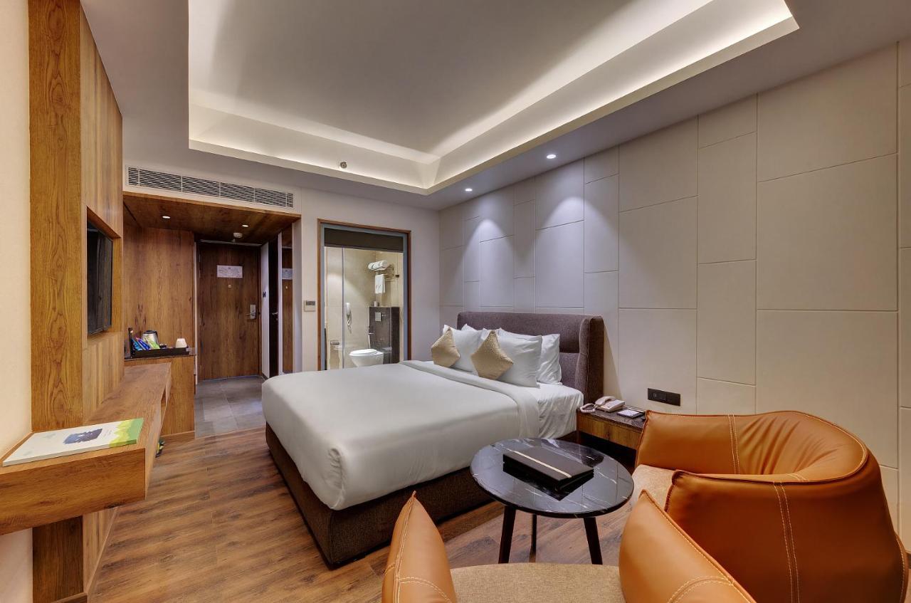 The Fern Royal Farm Resort, Anjar Экстерьер фото