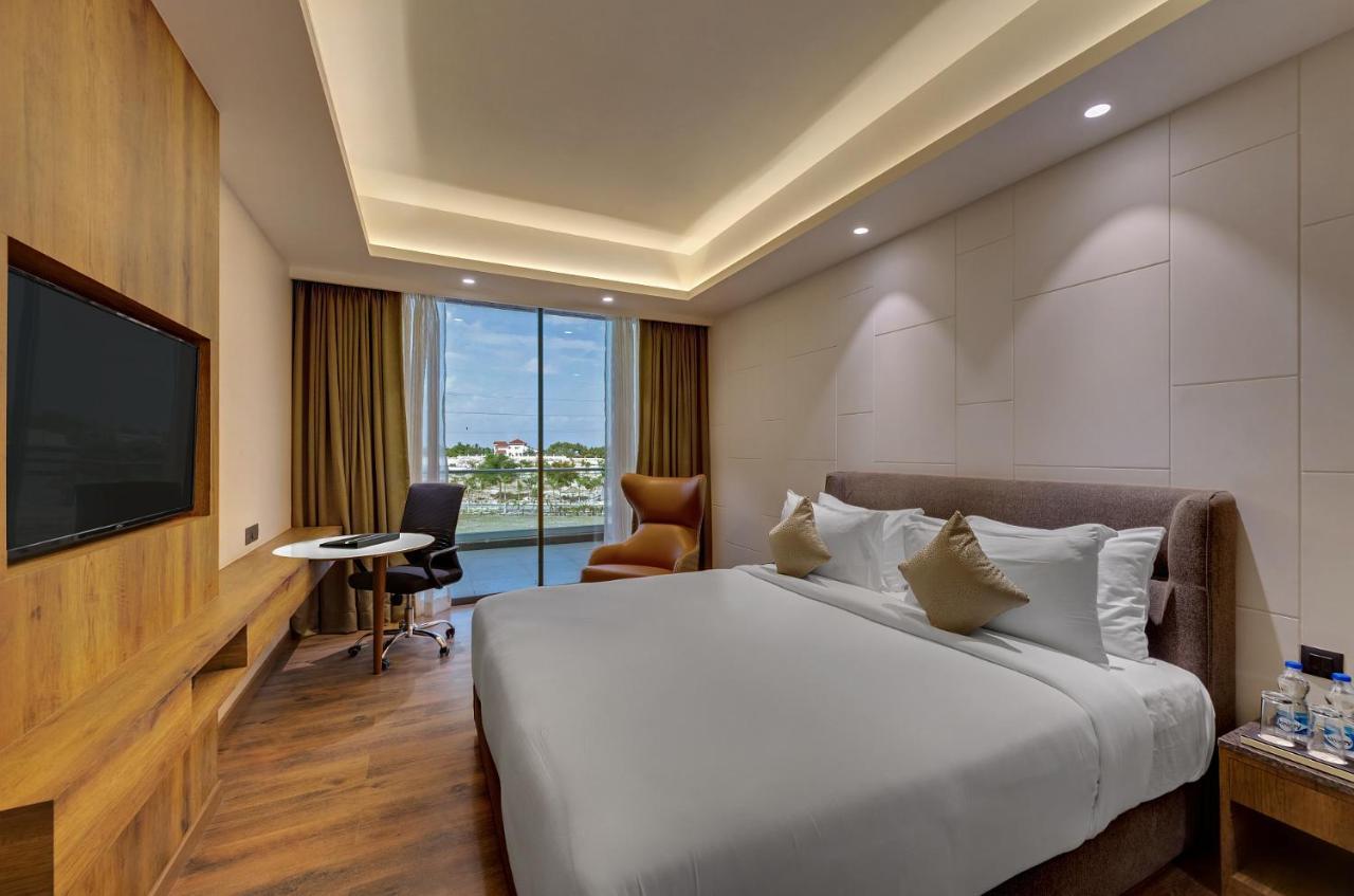 The Fern Royal Farm Resort, Anjar Экстерьер фото